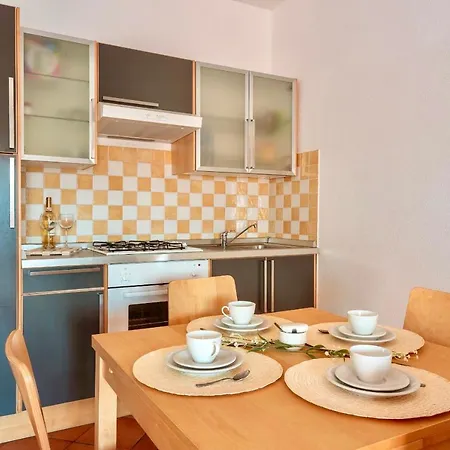 Isa-residence With Swimming-pool In *