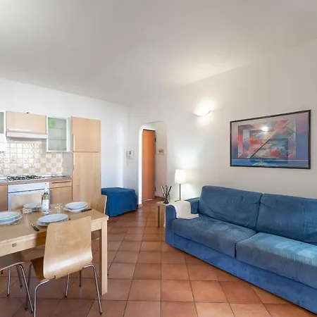 Isa-residence With Swimming-pool In Apart-hotel Santa Teresa Gallura