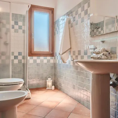 Aparthotel Isa-residence With Swimming-pool In *
