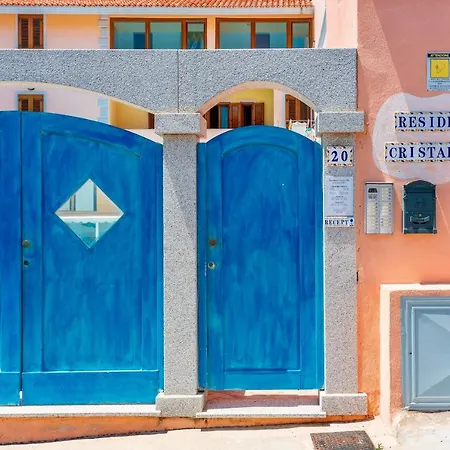 Isa-residence With Swimming-pool In Aparthotel Santa Teresa Gallura