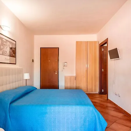 Aparthotel Isa-residence With Swimming-pool In *