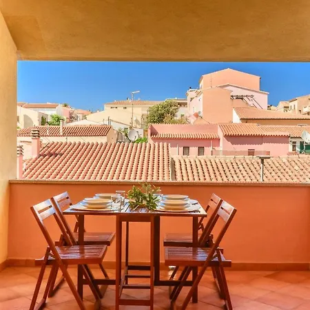 Aparthotel Isa-residence With Swimming-pool In Santa Teresa Gallura