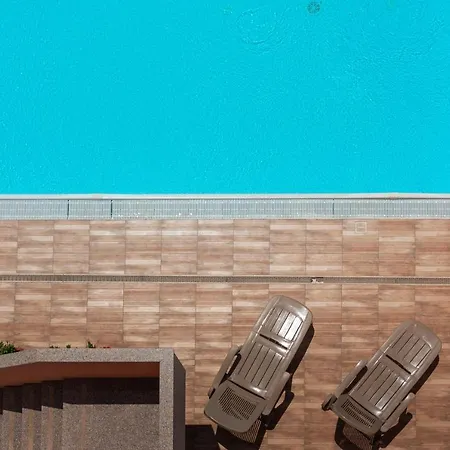 Isa-residence With Swimming-pool In Santa Teresa Gallura