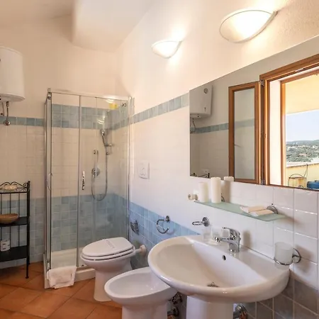 Aparthotel Isa-residence With Swimming-pool In *