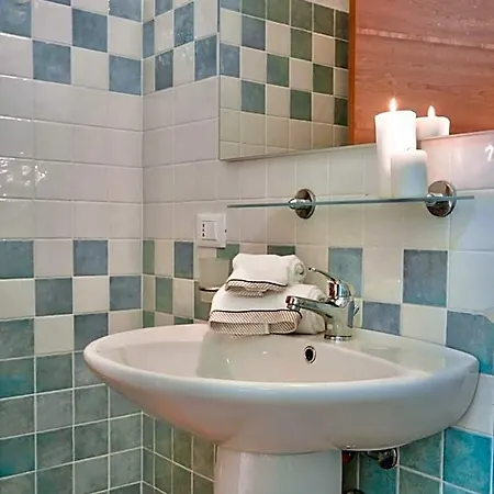 Isa-residence Cristal Blu