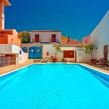 Isa-residence Cristal Blu 4*