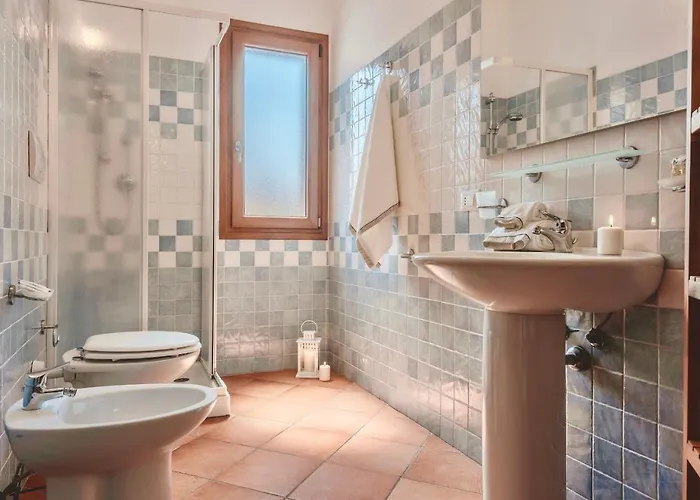 Aparthotel Isa-residence With Swimming-pool In 4*