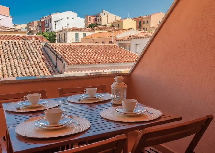 Aparthotel Isa-residence With Swimming-pool In Santa Teresa Gallura